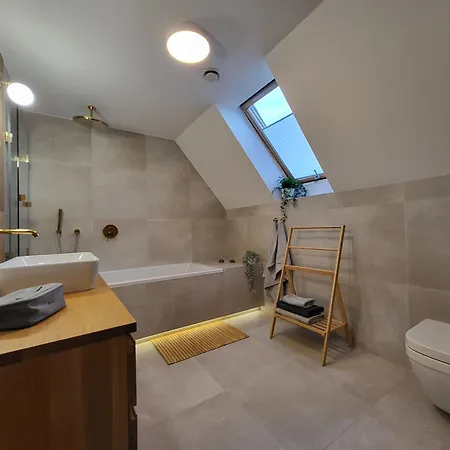 Chocholowska Przystan شقة